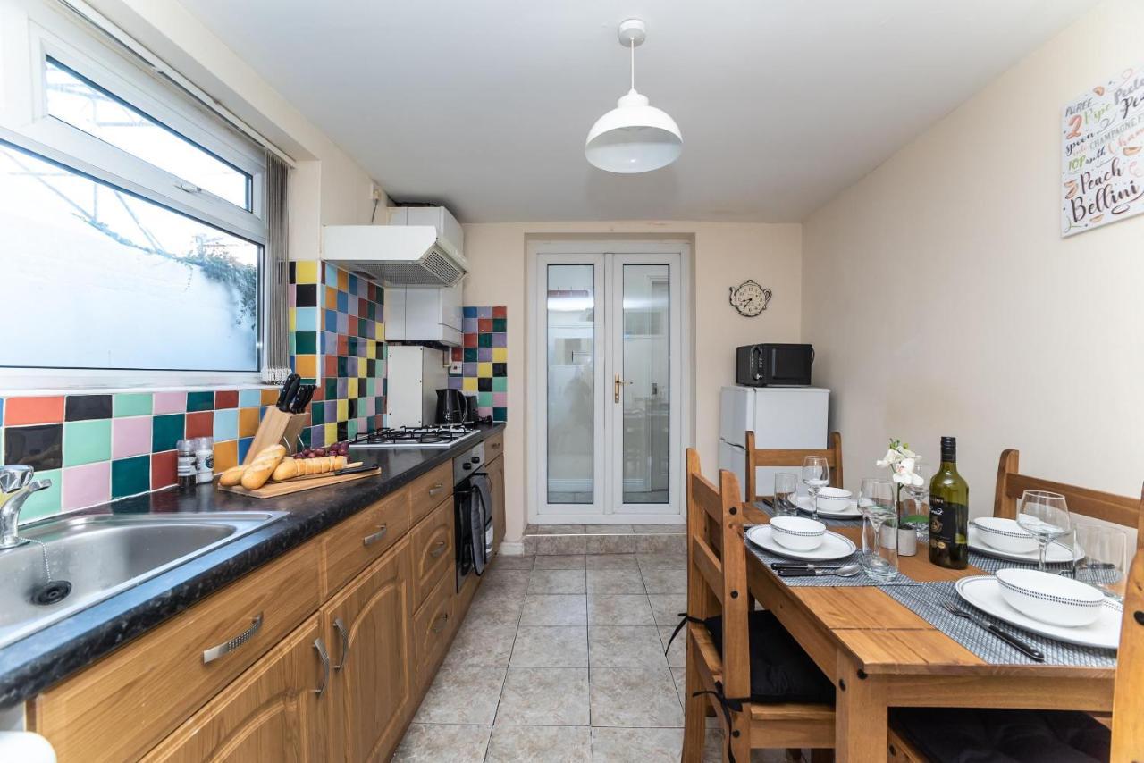 סאות' שילדס Beautiful Marine Park 2 Bedroom Apartment מראה חיצוני תמונה
