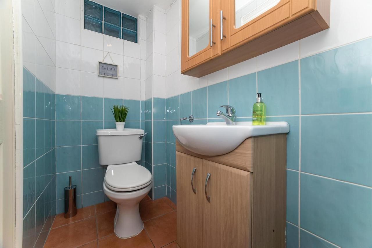 סאות' שילדס Beautiful Marine Park 2 Bedroom Apartment מראה חיצוני תמונה
